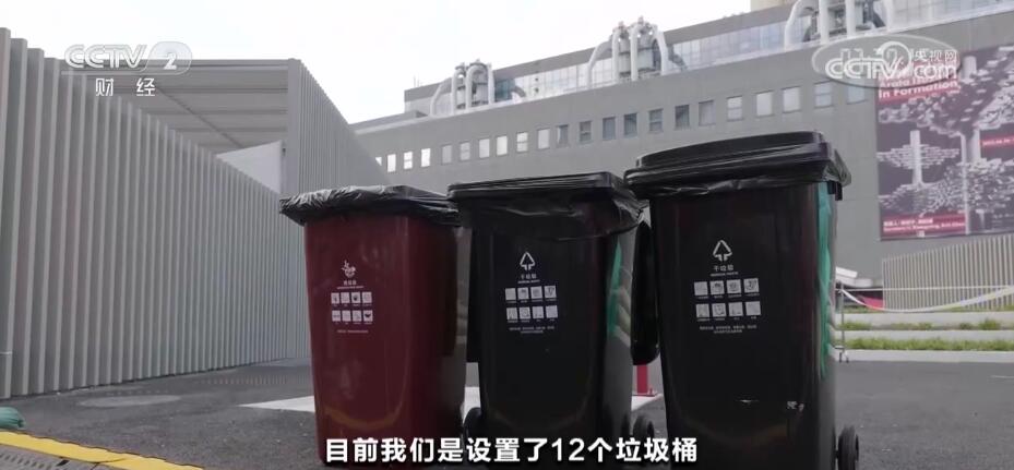 對攤點設(shè)置進行規(guī)范管理 多種業(yè)態(tài)融合增添城市活力(圖3)