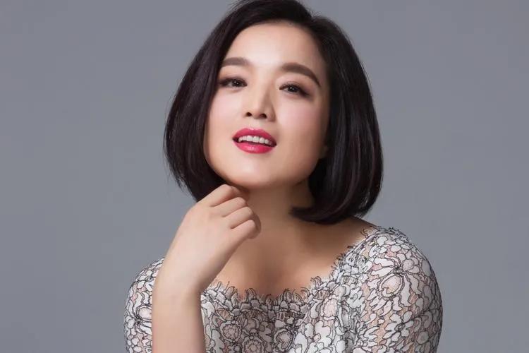 告別儀式合影曝光，李雙江白雪董文華神情嚴肅，黃宏笑容惹爭議(圖10)