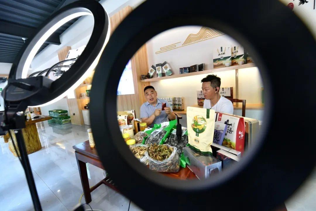 新媒體直播在氣象科普中的應用，以各種災害性天氣為例(圖9)
