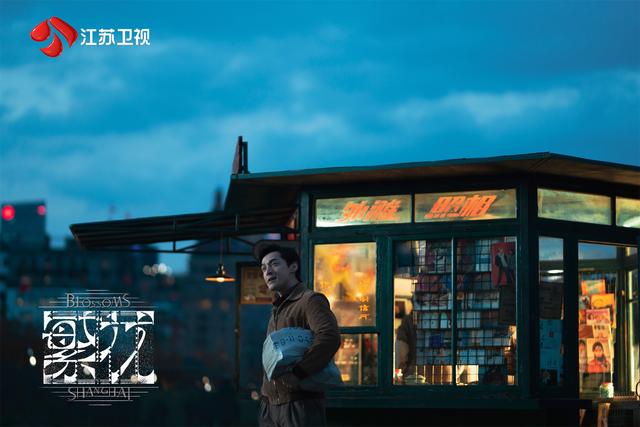 胡歌憶《繁花》:初次見王家衛很緊張,差點一人飾三角(圖1) 胡歌憶《繁花》:初次見王家衛很緊張,差點一人飾三角(圖1)