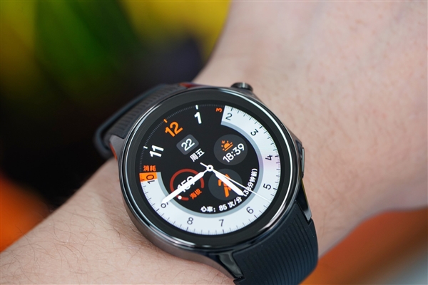 OPPO第一款圓表!OPPO Watch X星夜飛行版圖賞(圖1) OPPO第一款圓表!OPPO Watch X星夜飛行版圖賞