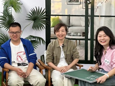 
			高途佳品攜手公益伙伴發(fā)起關愛“孤獨癥青少兒活動”
		(圖2)