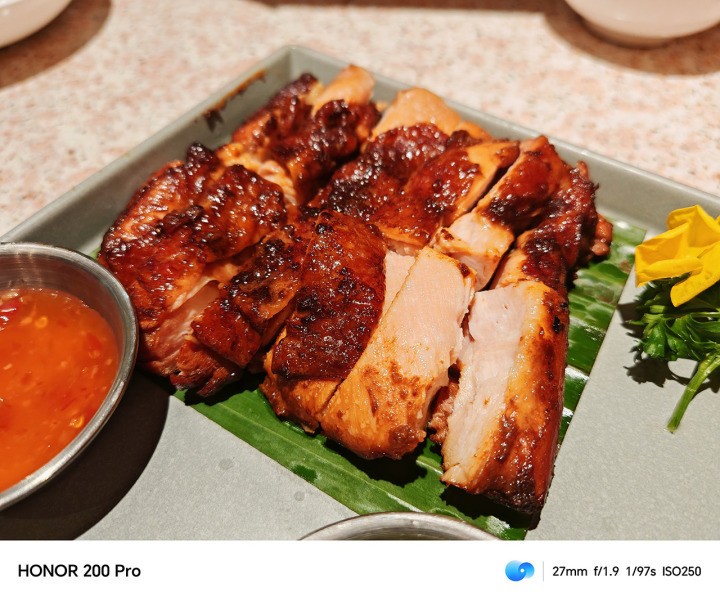榮耀200怎么樣 實測真的適合學生黨！(圖2)