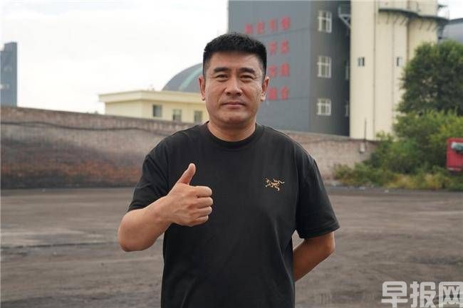 一車一年省15萬！深度適應(yīng)煤炭倒短 26臺歐曼智藍讓張經(jīng)理運輸團隊如虎添翼(圖1)