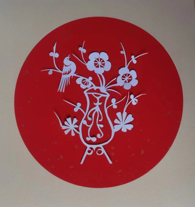 七夕會(huì)·時(shí)尚方也:紙上乾坤巧手剪 七夕會(huì)·時(shí)尚方也:紙上乾坤巧手剪(圖1)