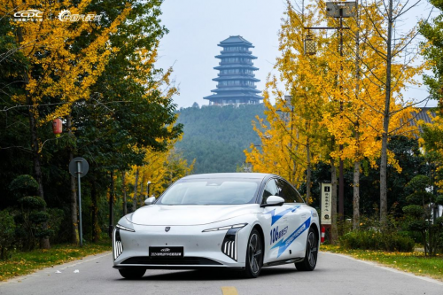 連摘雙冠！星海S7耀動2024純電動汽車性能挑戰賽！