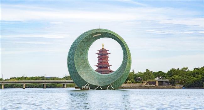 國貿(mào)地產(chǎn)榮登中國房地產(chǎn)綜合實(shí)力TOP20(圖11)