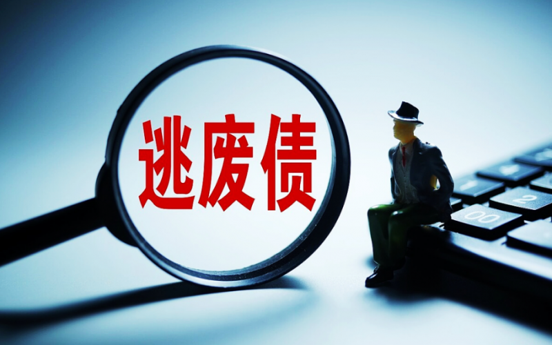 問界新M5獲蘭博基尼Urus車主點贊！底盤實力與智能科技雙在線...